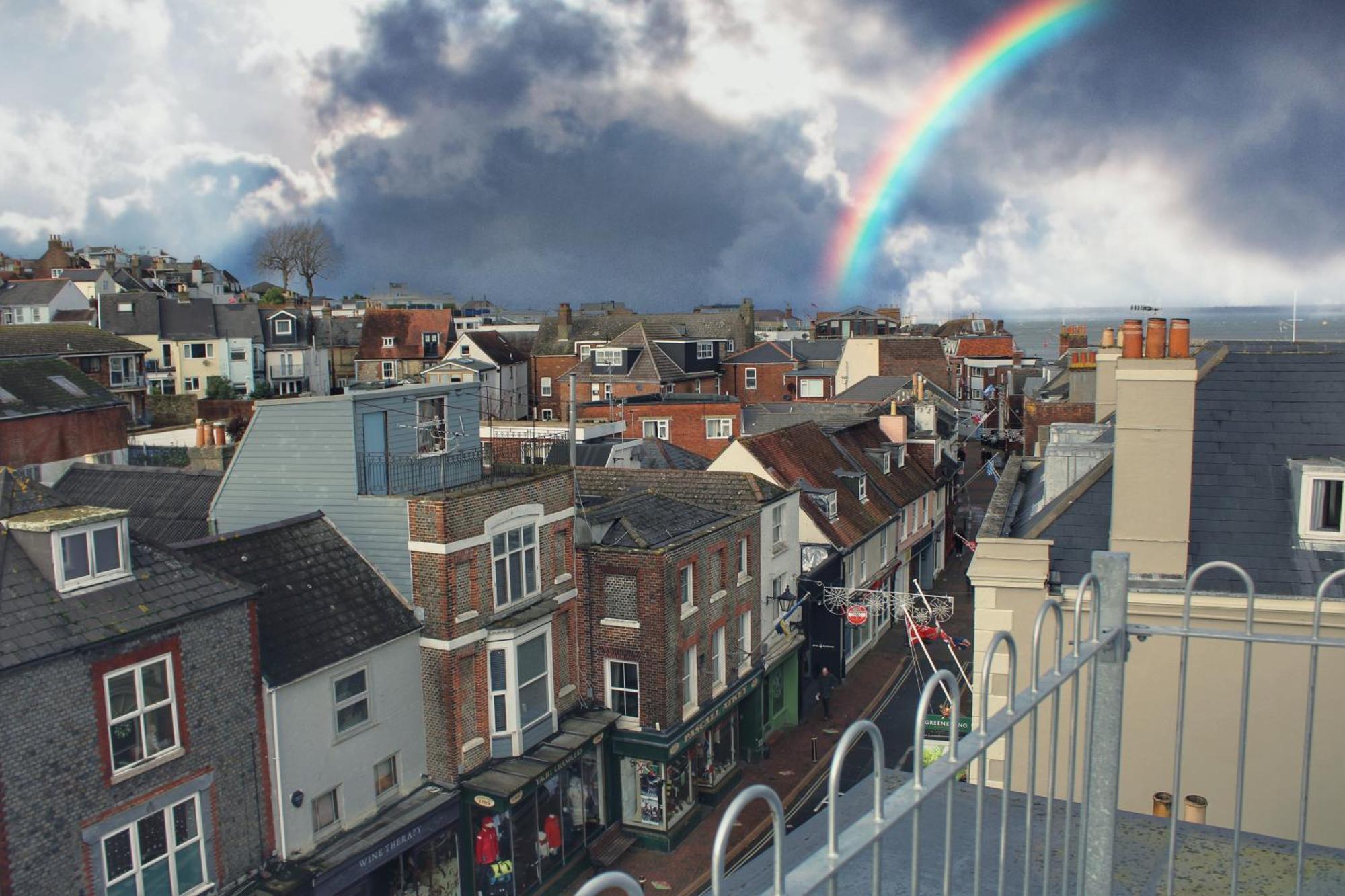 Pinnacle Suites Hotel Cowes  Buitenkant foto