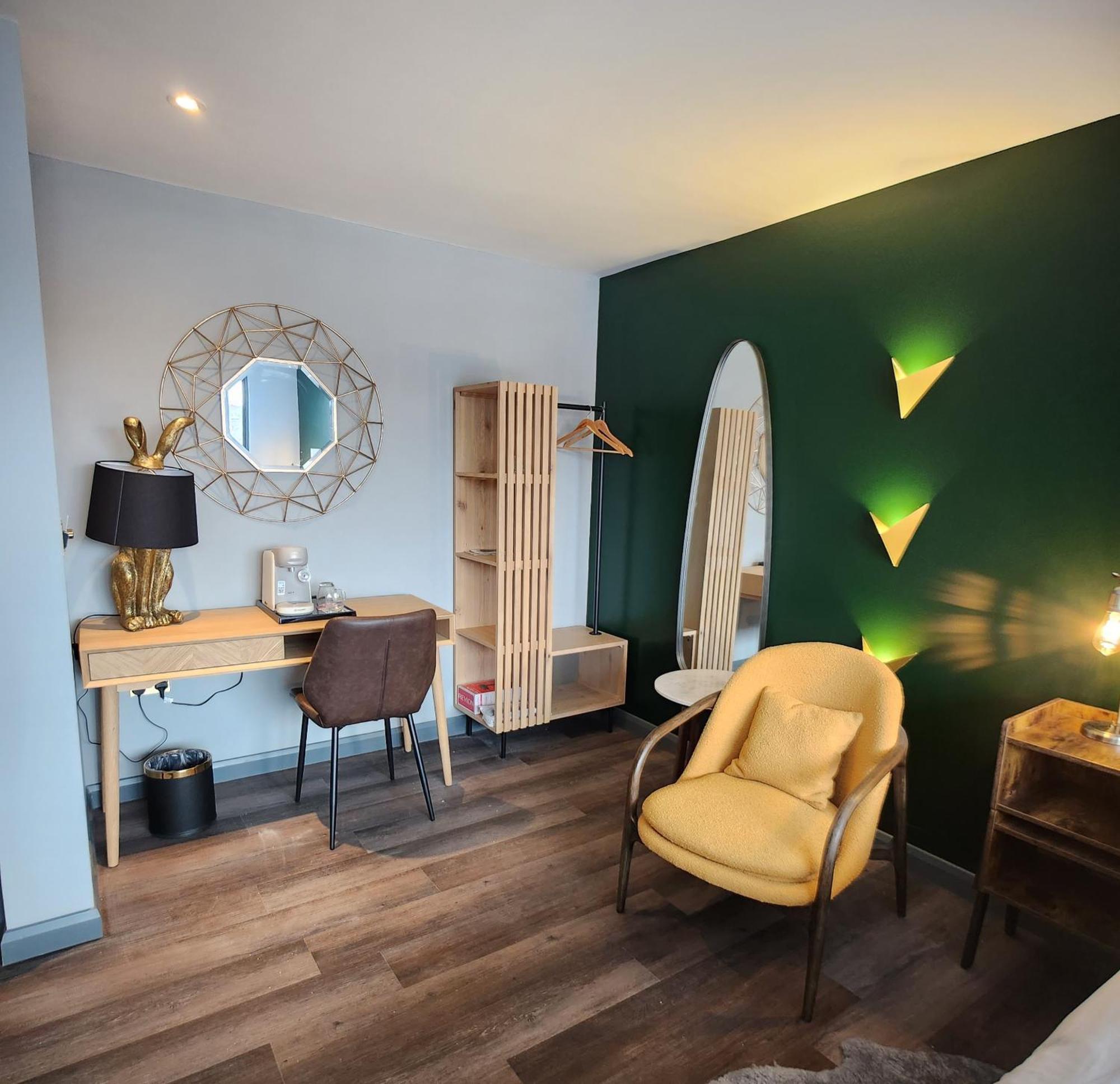Pinnacle Suites Hotel Cowes  Buitenkant foto