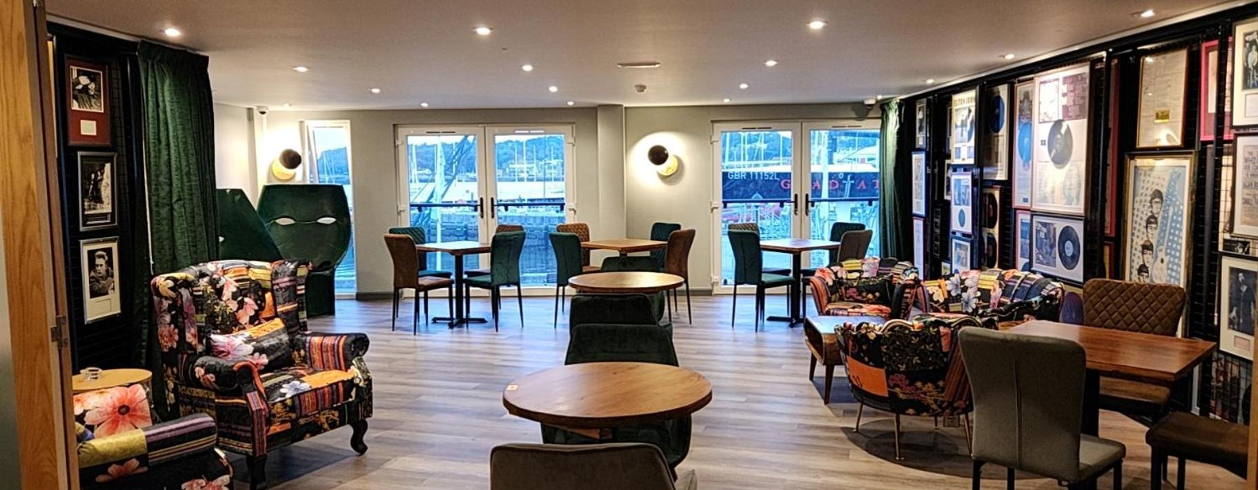 Pinnacle Suites Hotel Cowes  Buitenkant foto